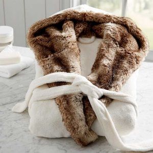 Pottery Barn Caramel Ombre Faux Fur Robe - Large